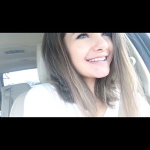 Meet your Posher, Taryn